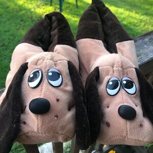 Pound Puppies Dog Slipper Pair - Brown & Dark Brown